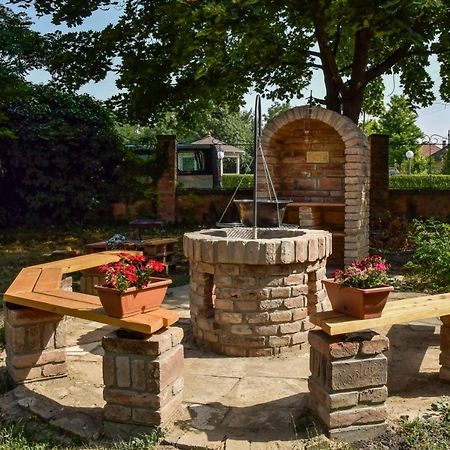 Malom Apartman Derekegyhaz Zewnętrze zdjęcie