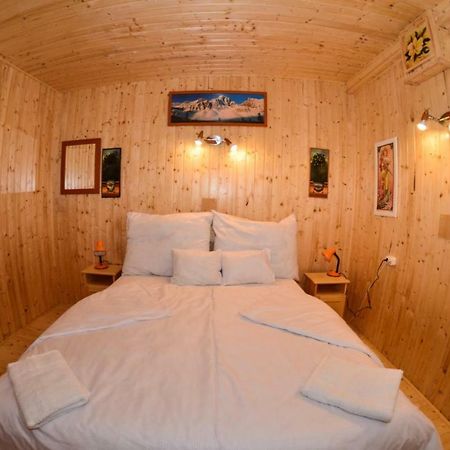 Malom Apartman Derekegyhaz Zewnętrze zdjęcie