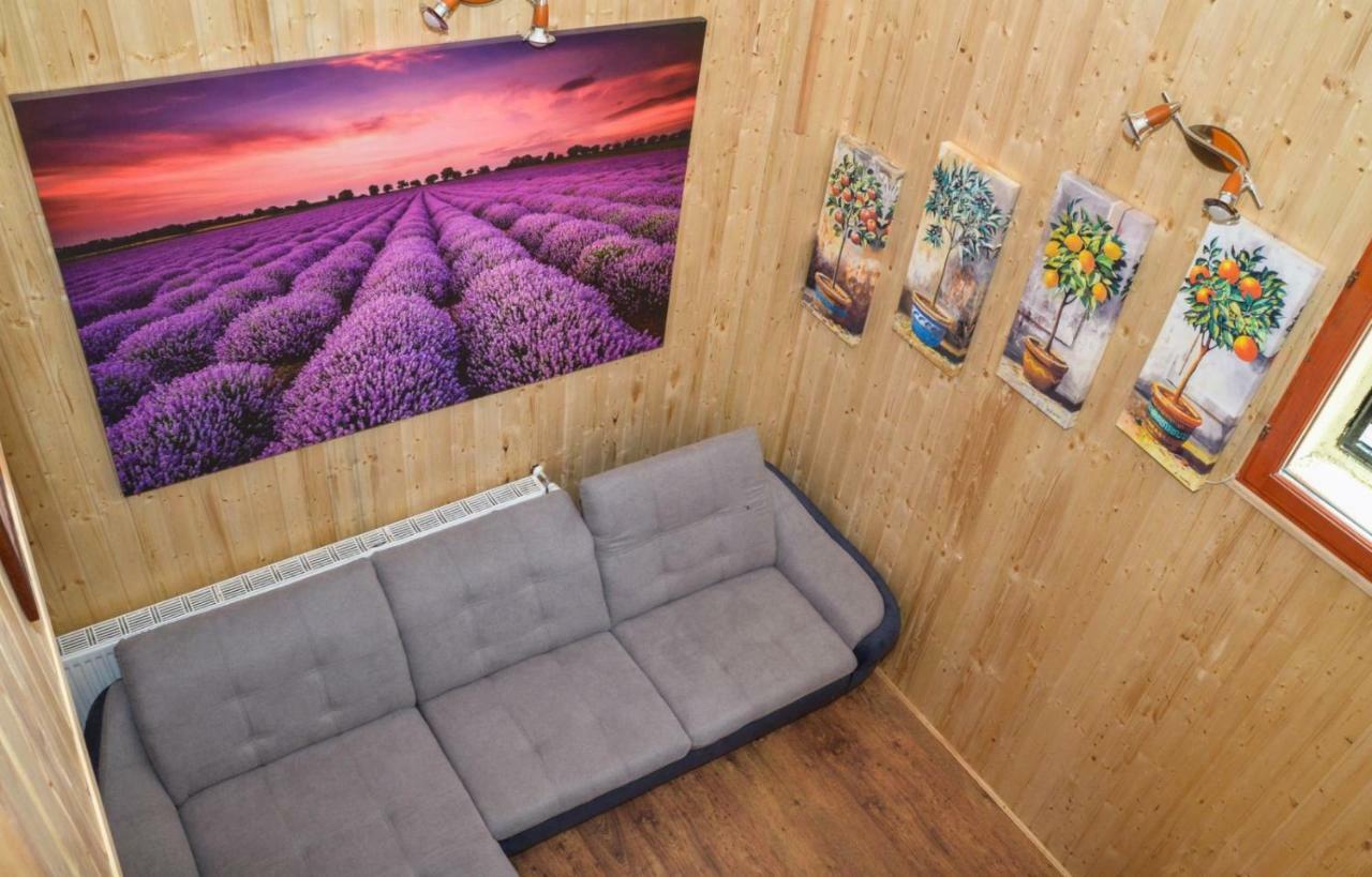 Malom Apartman Derekegyhaz Zewnętrze zdjęcie
