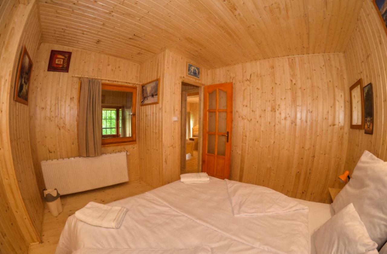 Malom Apartman Derekegyhaz Zewnętrze zdjęcie