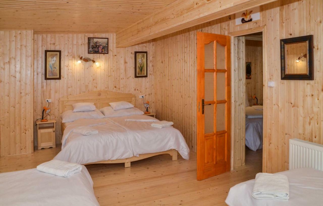 Malom Apartman Derekegyhaz Zewnętrze zdjęcie