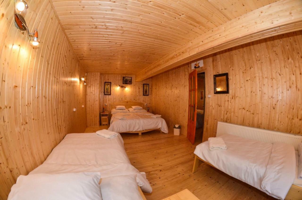 Malom Apartman Derekegyhaz Zewnętrze zdjęcie