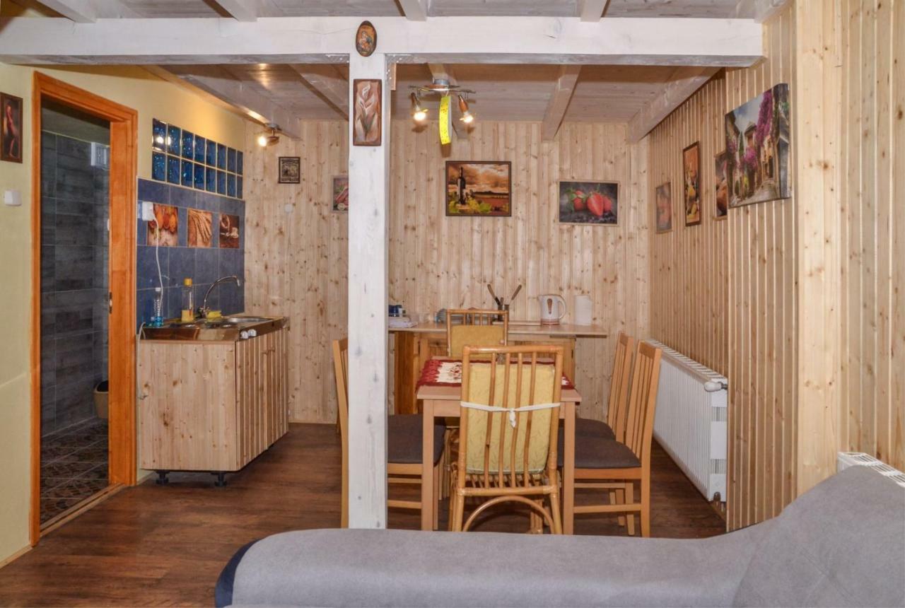 Malom Apartman Derekegyhaz Zewnętrze zdjęcie